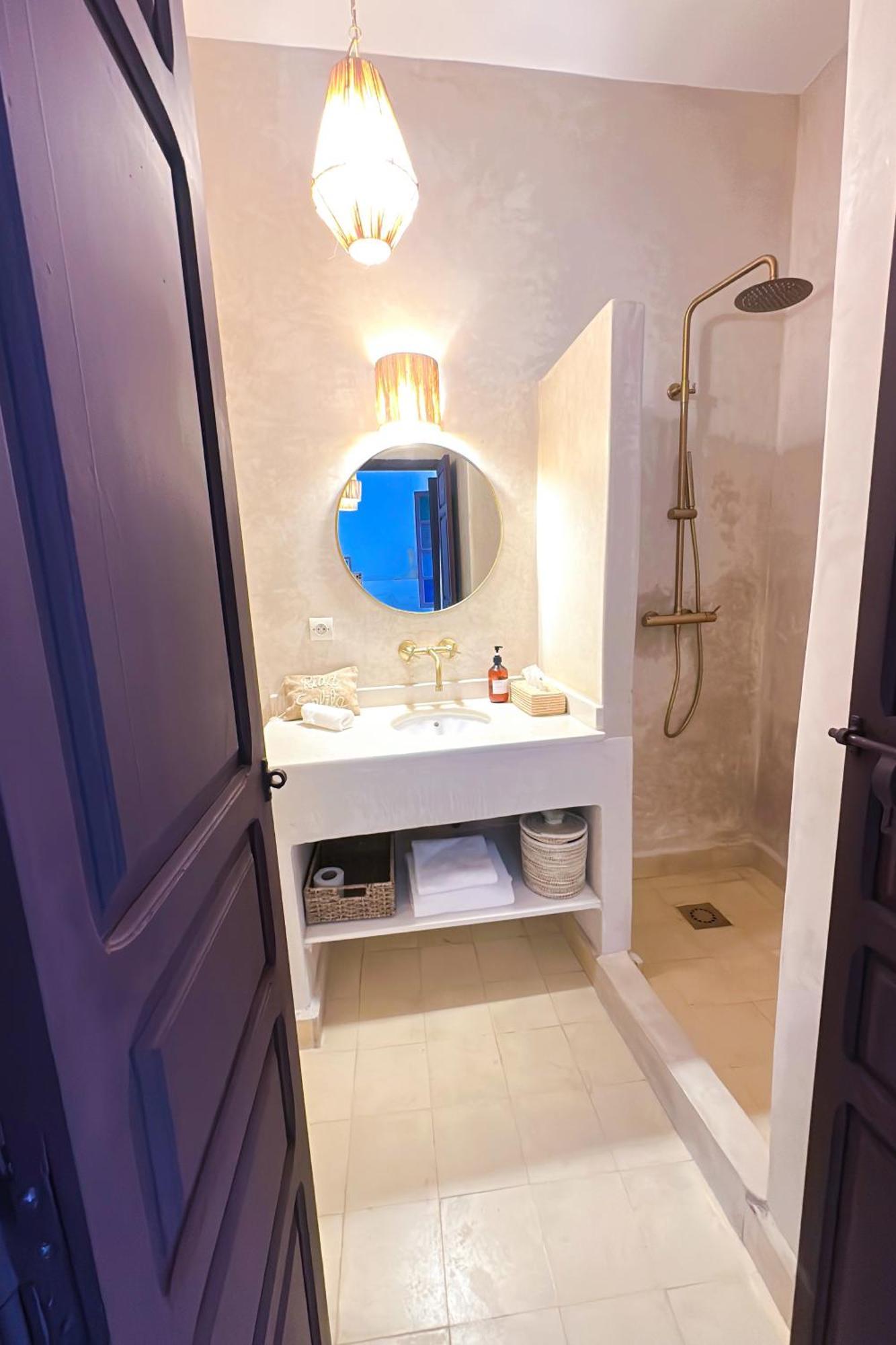 Riad Solila, 4 Suites King Size, Menage Et Breakfast Inclus * Marrakesh